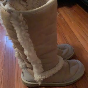 Ugg’s women boot